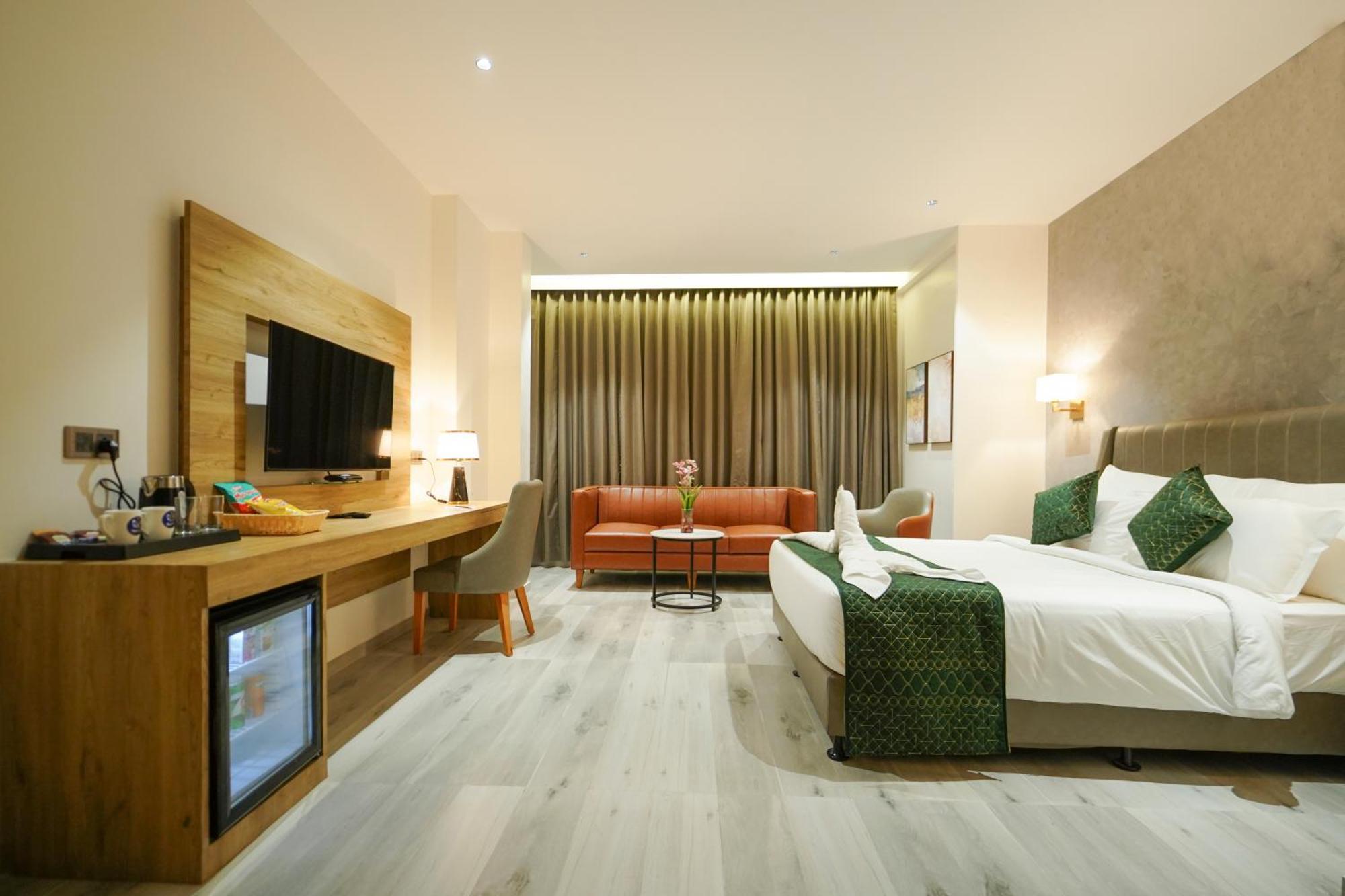 Hotel Park Inn Nellore - Near The Hospital & Highway Exterior photo